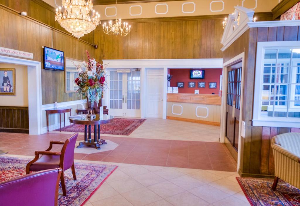 The Inn At Reading Hotel & Conference Center Екстериор снимка