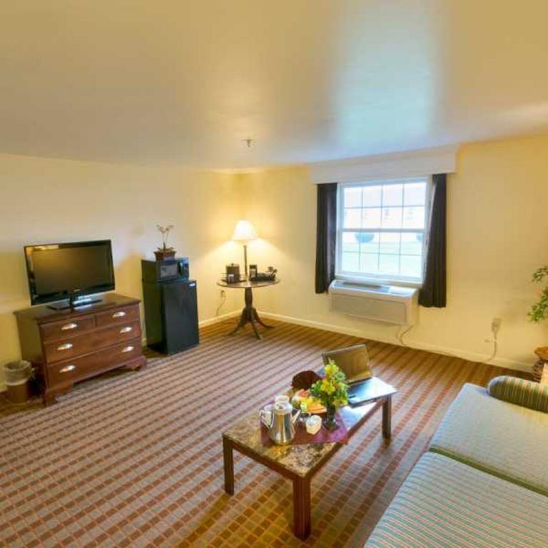The Inn At Reading Hotel & Conference Center Екстериор снимка